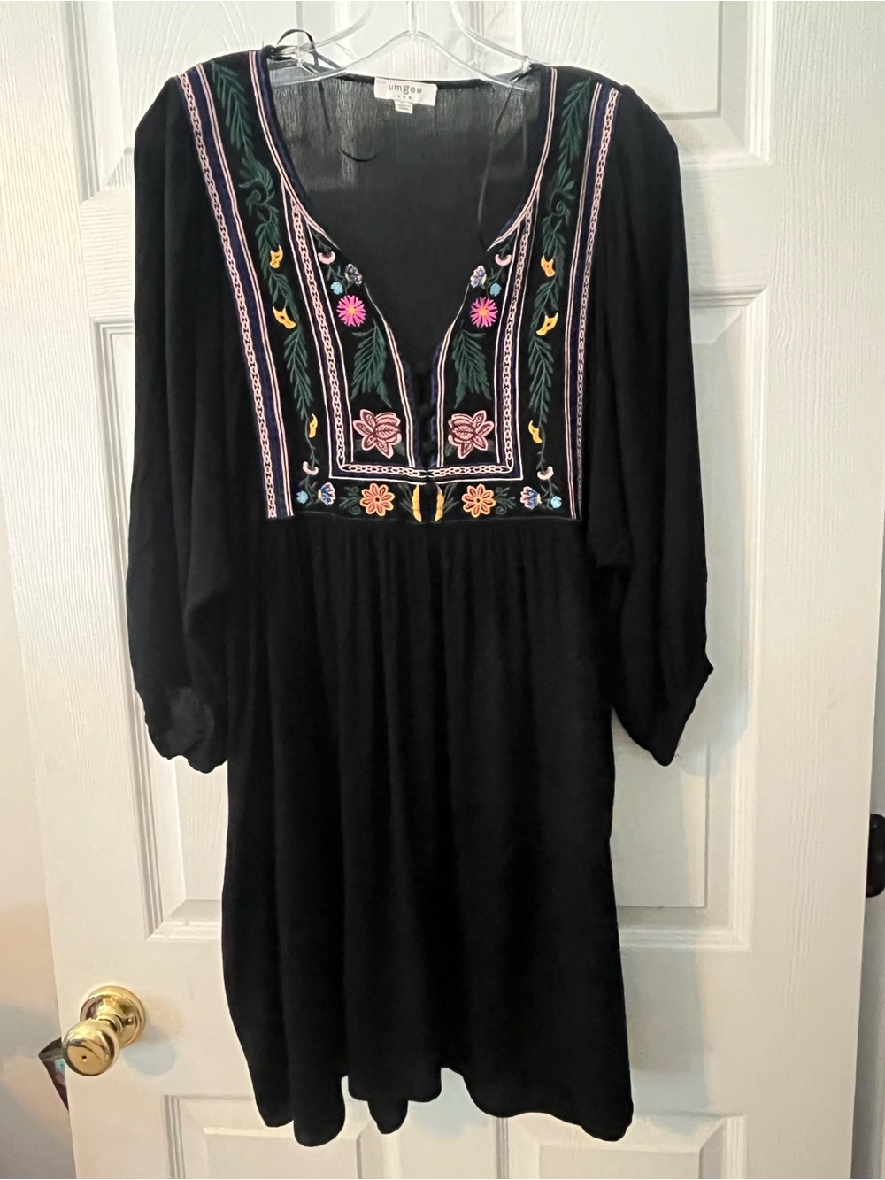 Umgee Black Embroidered V-Neck Long Sleeve Boho Dress